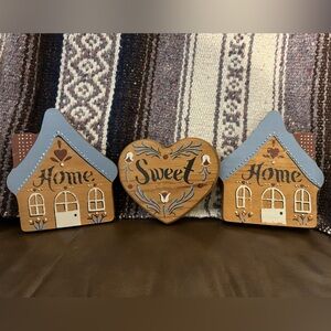 VTG “Home Sweet Home” signs